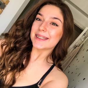 Meet your Posher, Kayla-jade